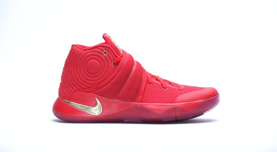 Kyrie 2 basketball on sale shoes